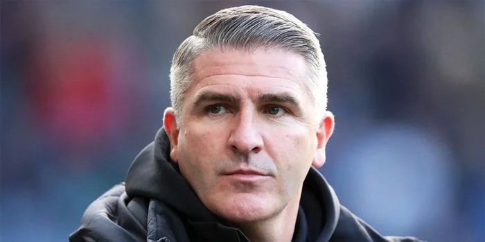 Ryan Lowe Tinggalkan Preston North End Setelah Satu Laga