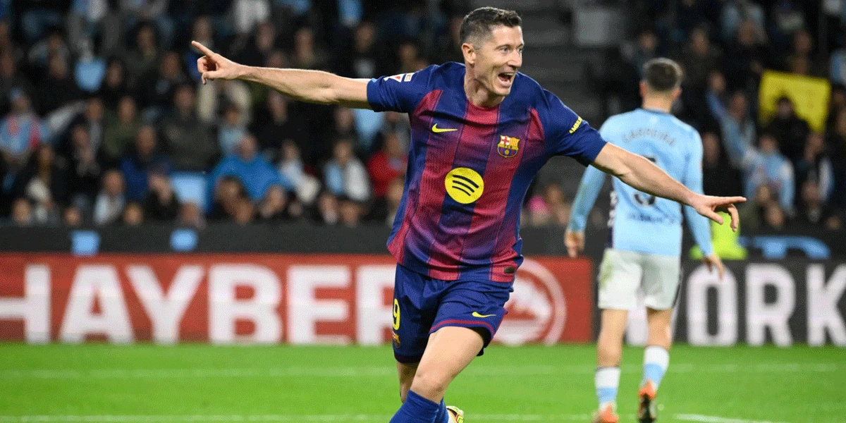 Barcelona Bangkit! Hattrick Lewandowski Bawa Blaugrana Dekati Real Madrid